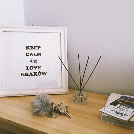 Hostel Aleje 28 Krakow Ngoại thất bức ảnh