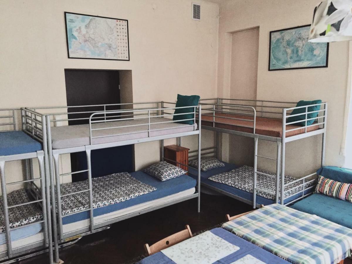 Hostel Aleje 28 Krakow Ngoại thất bức ảnh