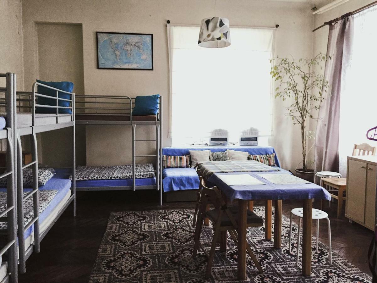 Hostel Aleje 28 Krakow Ngoại thất bức ảnh