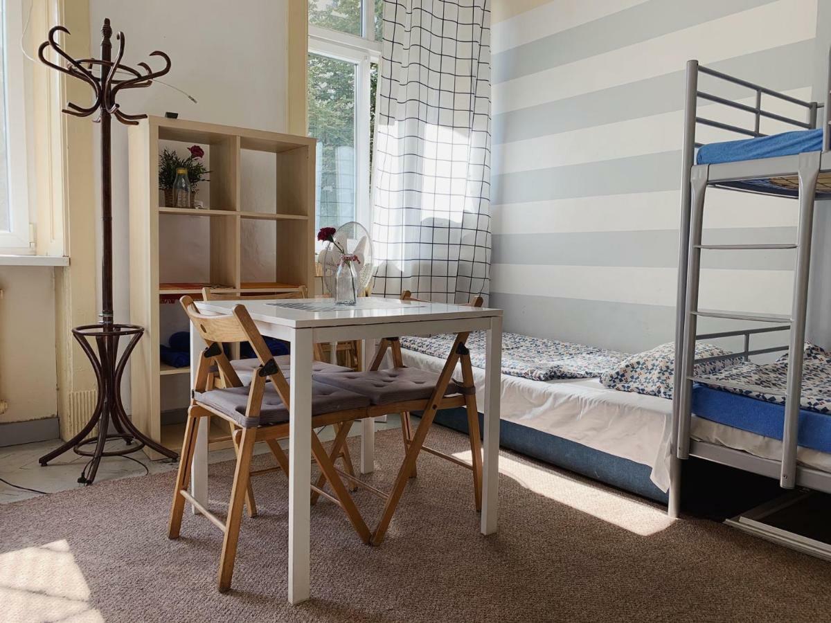 Hostel Aleje 28 Krakow Ngoại thất bức ảnh